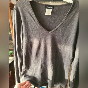 Long sleeve, v-neck charcoal t-shirt